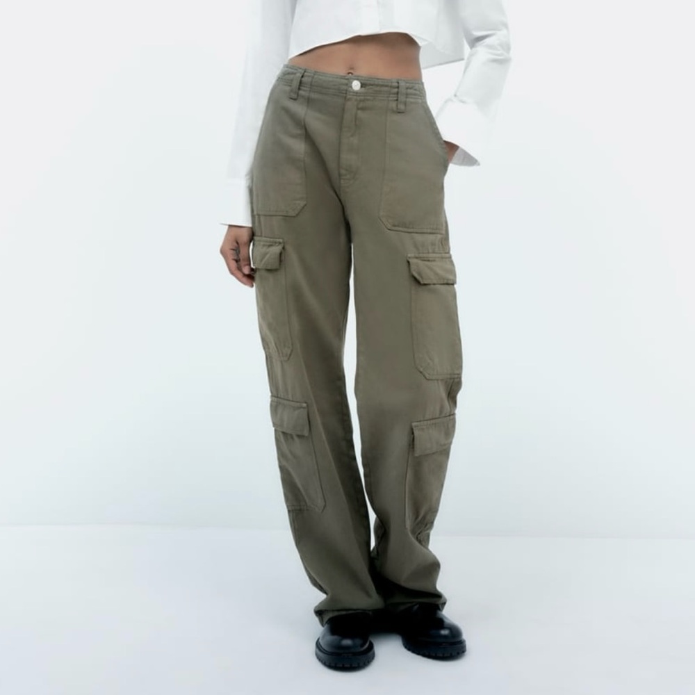 Zara Mid Rise Straight Leg Cargo Pants Green Size 8